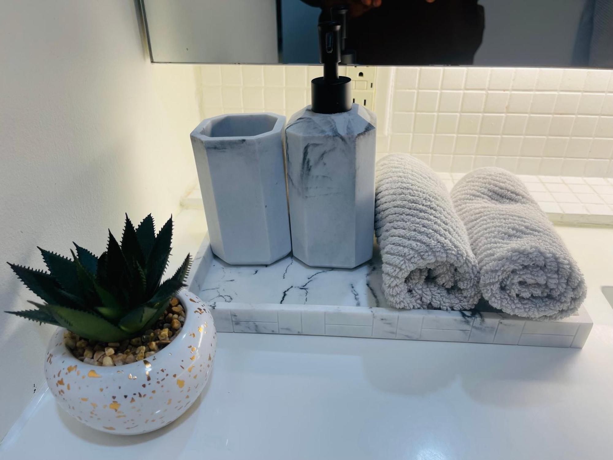 Beautiful Apartment Downtown, Mins To Rogers Arena, Stadium, Restaurants, Shops Βανκούβερ Εξωτερικό φωτογραφία